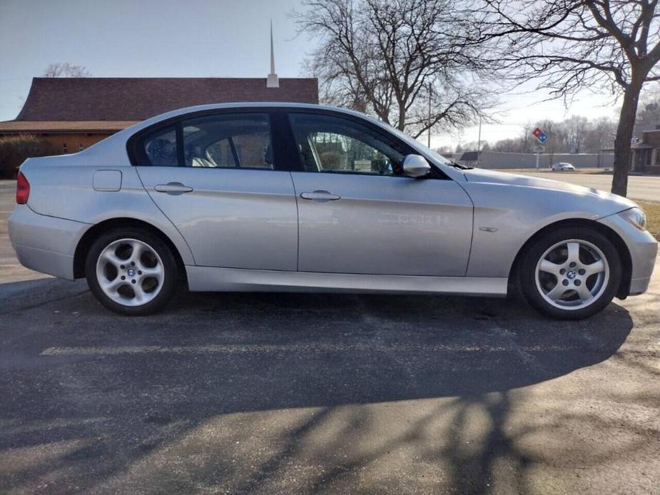 used 2006 BMW 325 car, priced at $4,999