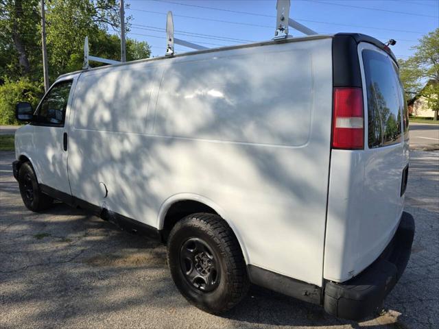 used 2008 GMC Savana 1500 car, priced at $2,999