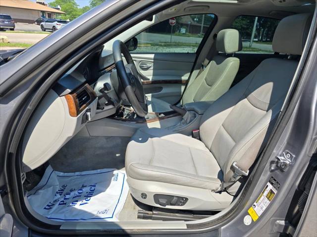 used 2009 BMW 328 car, priced at $4,999