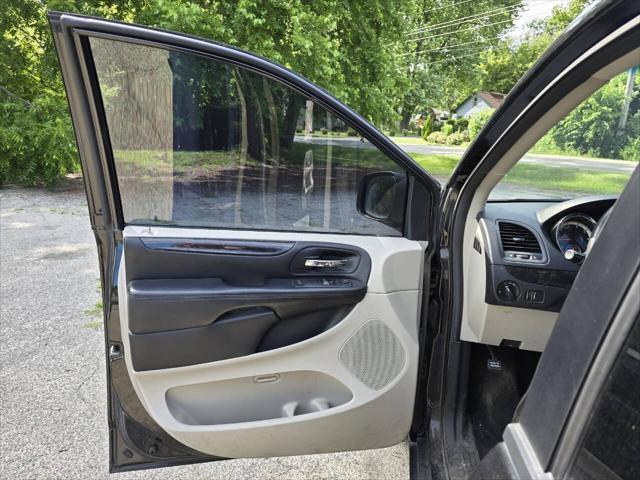 used 2016 Dodge Grand Caravan car, priced at $4,999