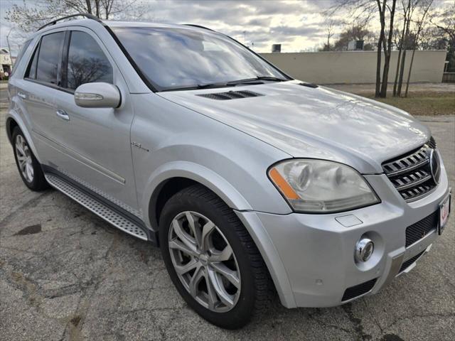 used 2007 Mercedes-Benz M-Class car, priced at $9,999