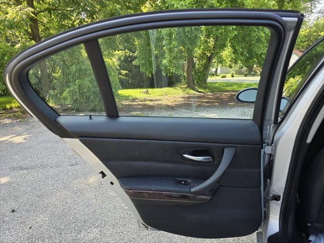 used 2007 BMW 328 car, priced at $2,999