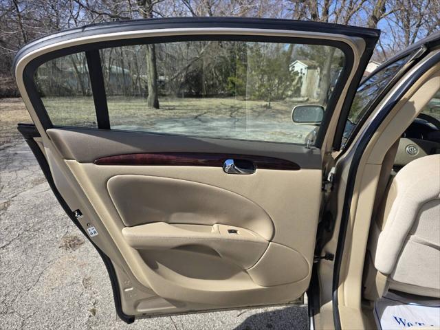 used 2006 Buick Lucerne car, priced at $3,999