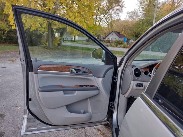 used 2010 Buick Enclave car, priced at $5,999