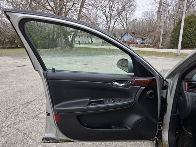 used 2008 Chevrolet Impala car, priced at $2,999