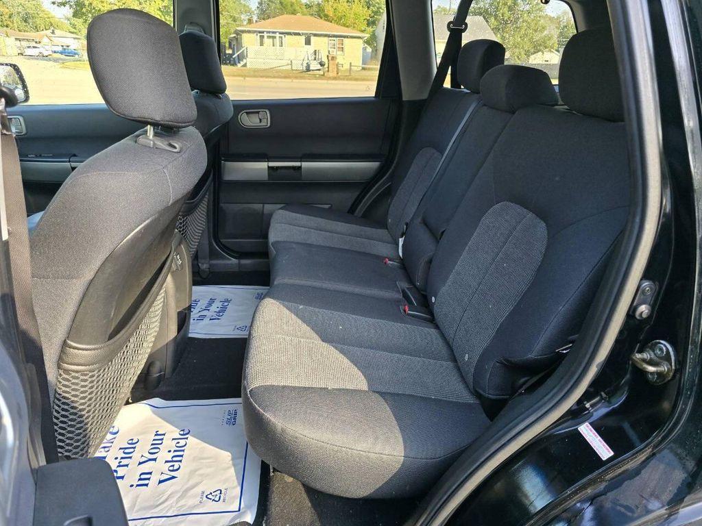 used 2004 Mitsubishi Endeavor car, priced at $2,999