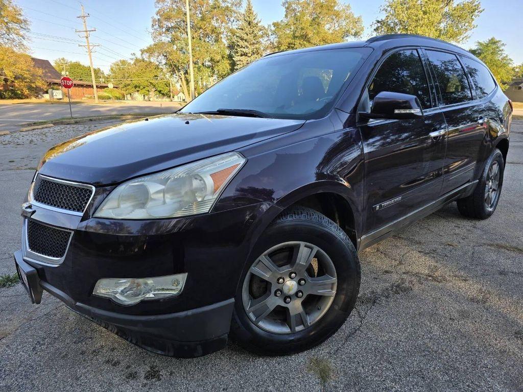 used 2009 Chevrolet Traverse car, priced at $4,999