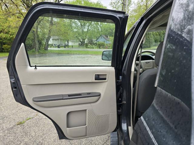 used 2008 Ford Escape car, priced at $2,999
