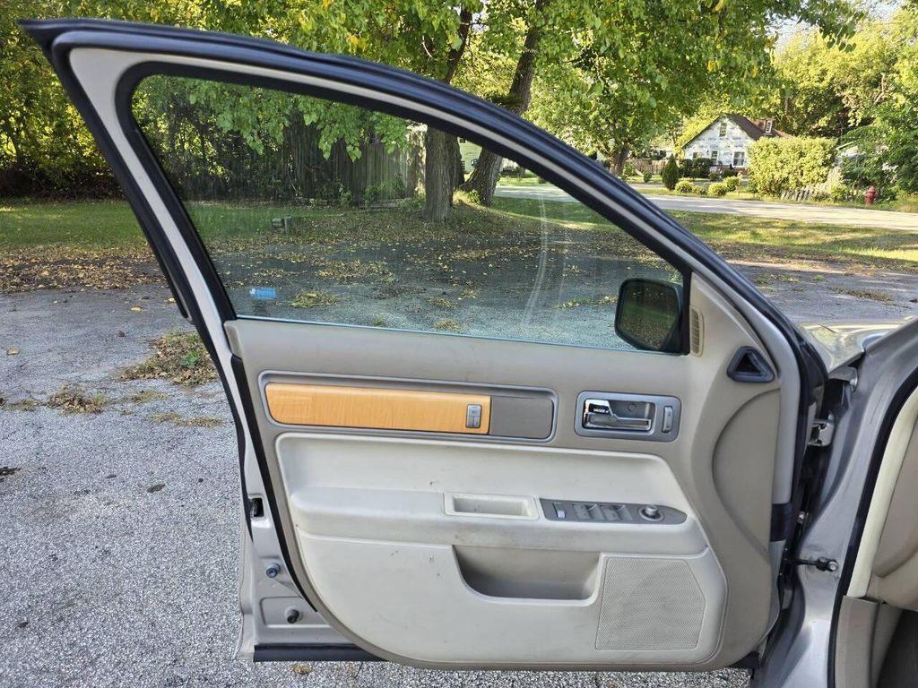 used 2009 Lincoln MKZ car, priced at $2,999