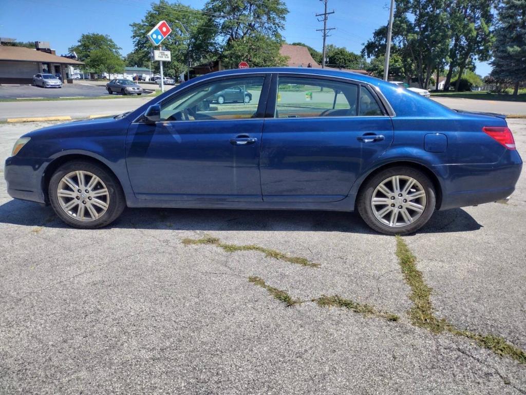 used 2006 Toyota Avalon car, priced at $2,999