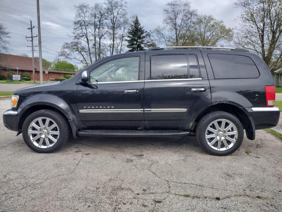 used 2009 Chrysler Aspen car, priced at $2,999