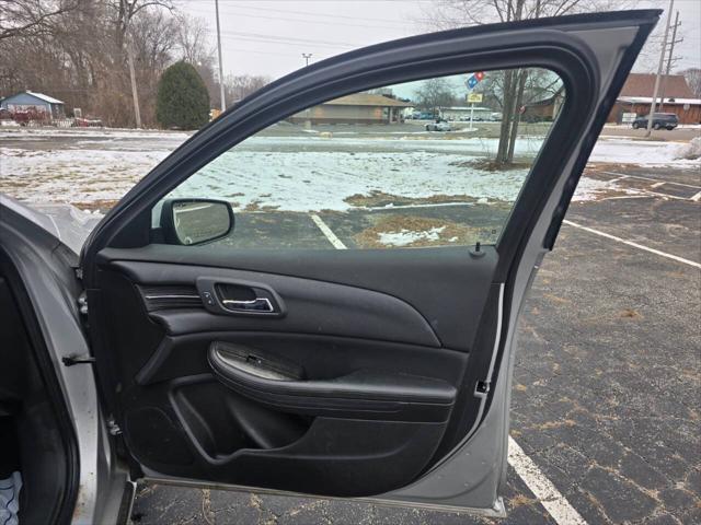 used 2015 Chevrolet Malibu car, priced at $5,999