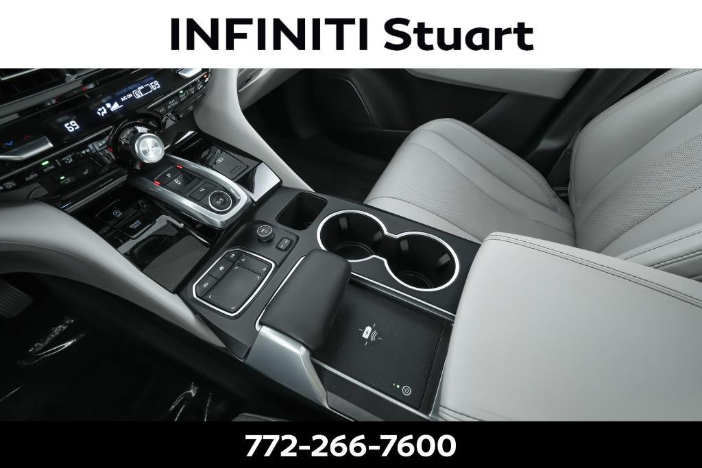 used 2022 Acura MDX car, priced at $38,168