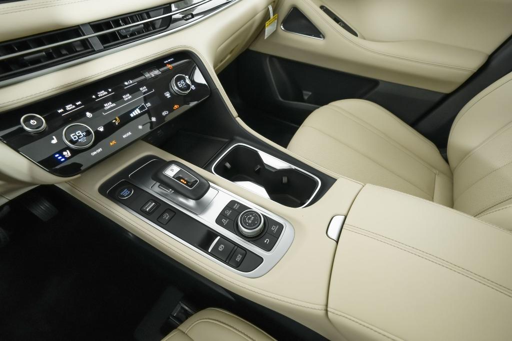 new 2025 INFINITI QX60 car, priced at $60,580