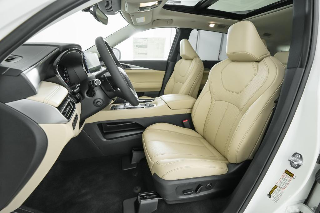 new 2025 INFINITI QX60 car, priced at $60,580