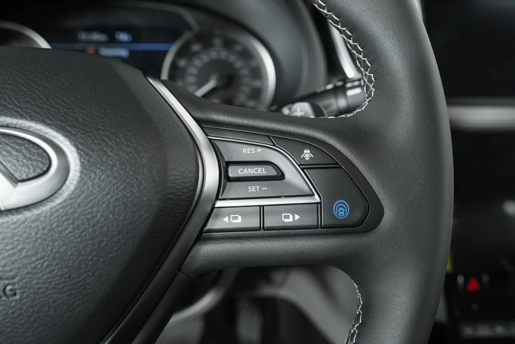 new 2025 INFINITI QX50 car, priced at $48,555