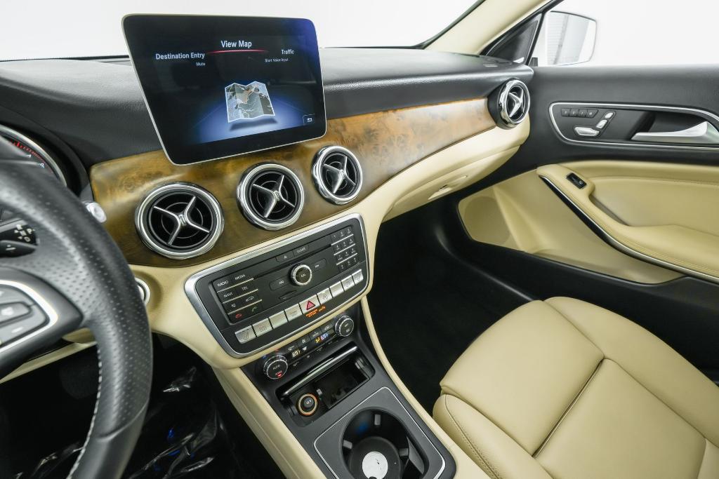 used 2020 Mercedes-Benz GLA 250 car, priced at $22,530