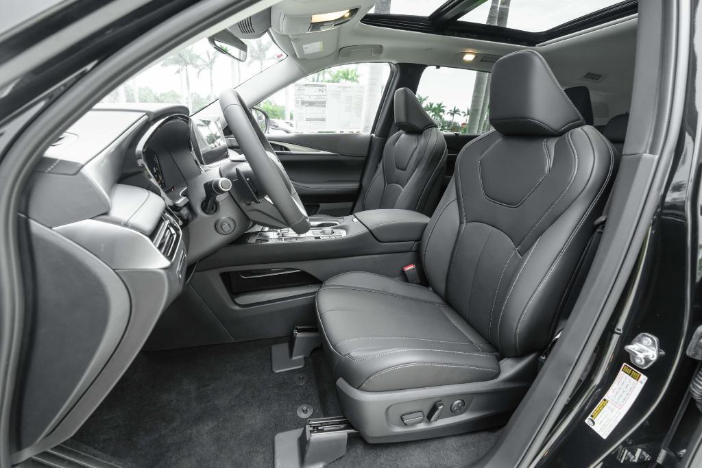 new 2026 INFINITI QX60 car, priced at $57,176