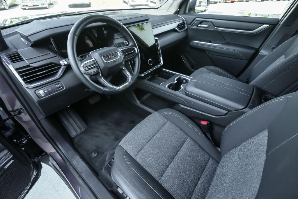 used 2025 GMC Acadia car, priced at $35,995