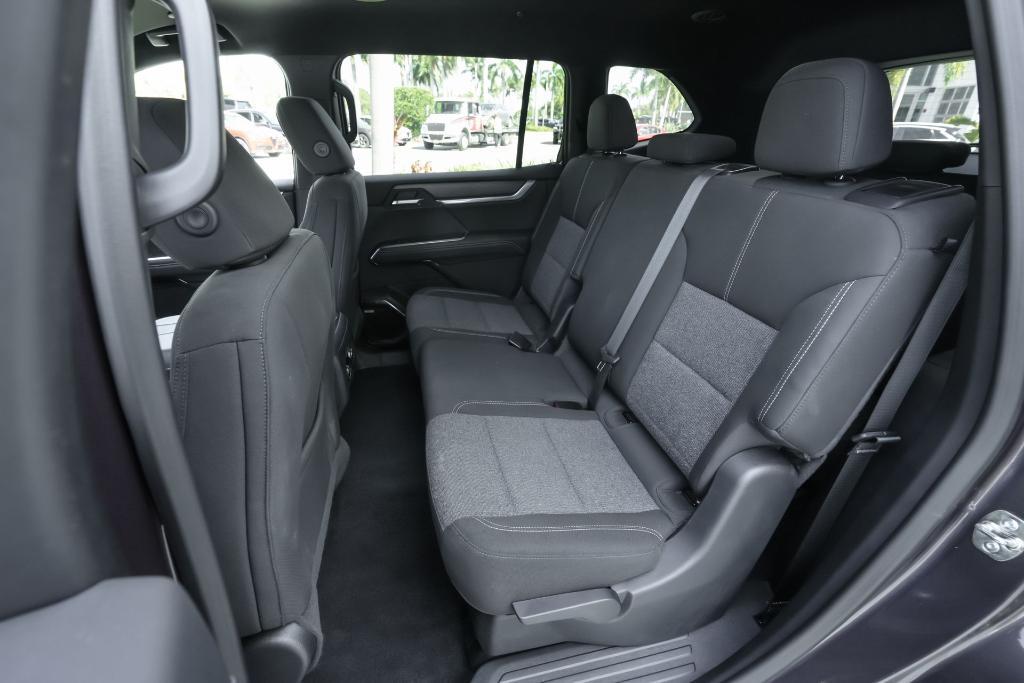 used 2025 GMC Acadia car, priced at $35,995