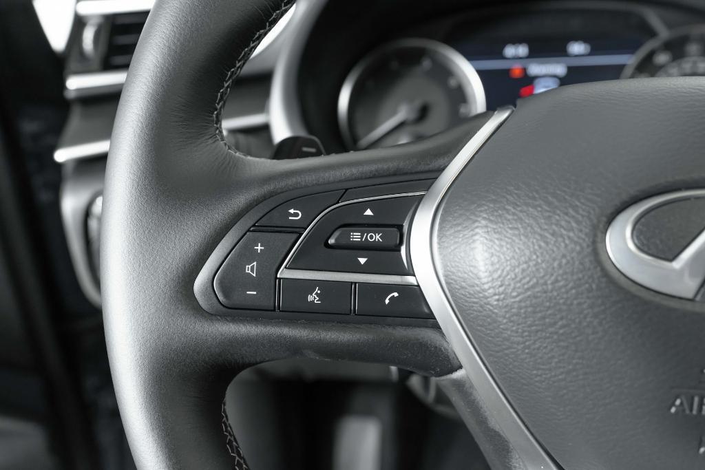 used 2025 INFINITI QX55 car, priced at $43,822