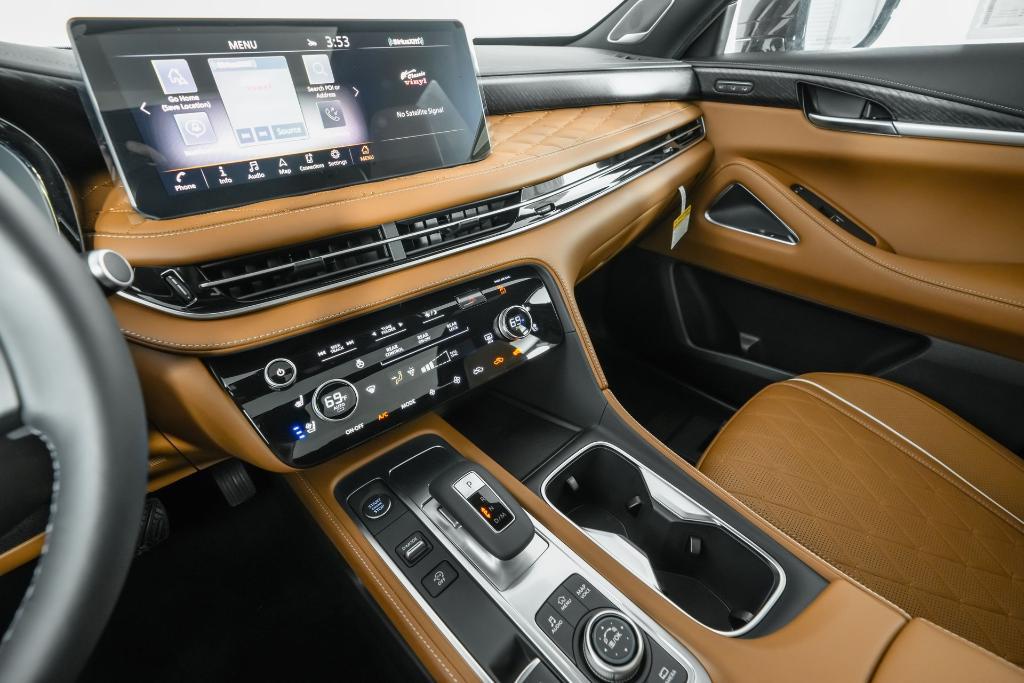 new 2025 INFINITI QX60 car, priced at $68,050