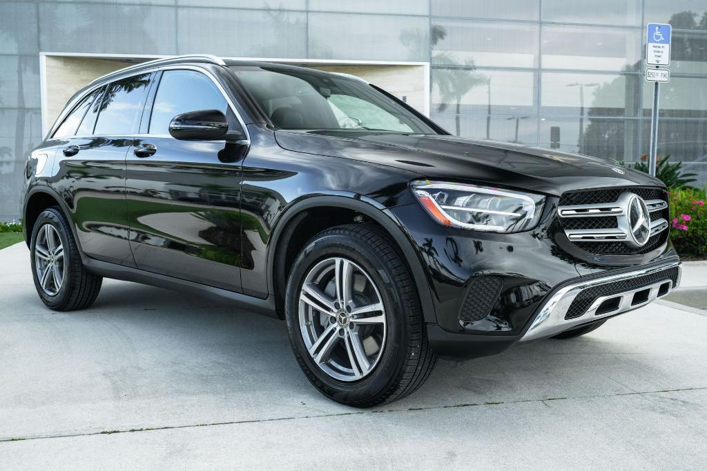 used 2020 Mercedes-Benz GLC 300 car, priced at $24,298