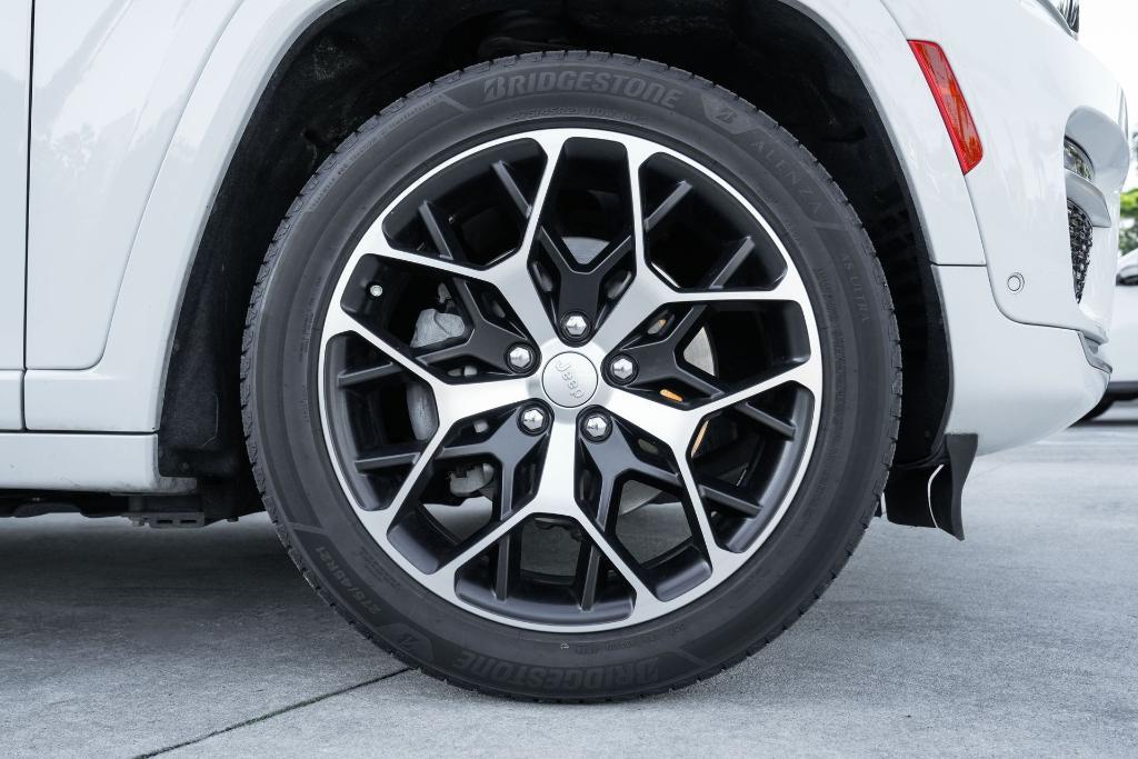 used 2022 Jeep Grand Cherokee 4xe car, priced at $35,503