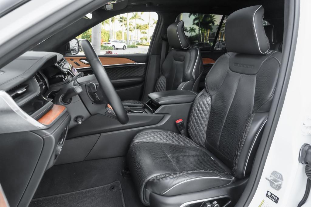 used 2022 Jeep Grand Cherokee 4xe car, priced at $35,503