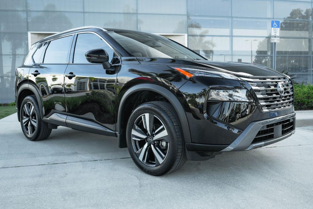 used 2024 Nissan Rogue car, priced at $31,550