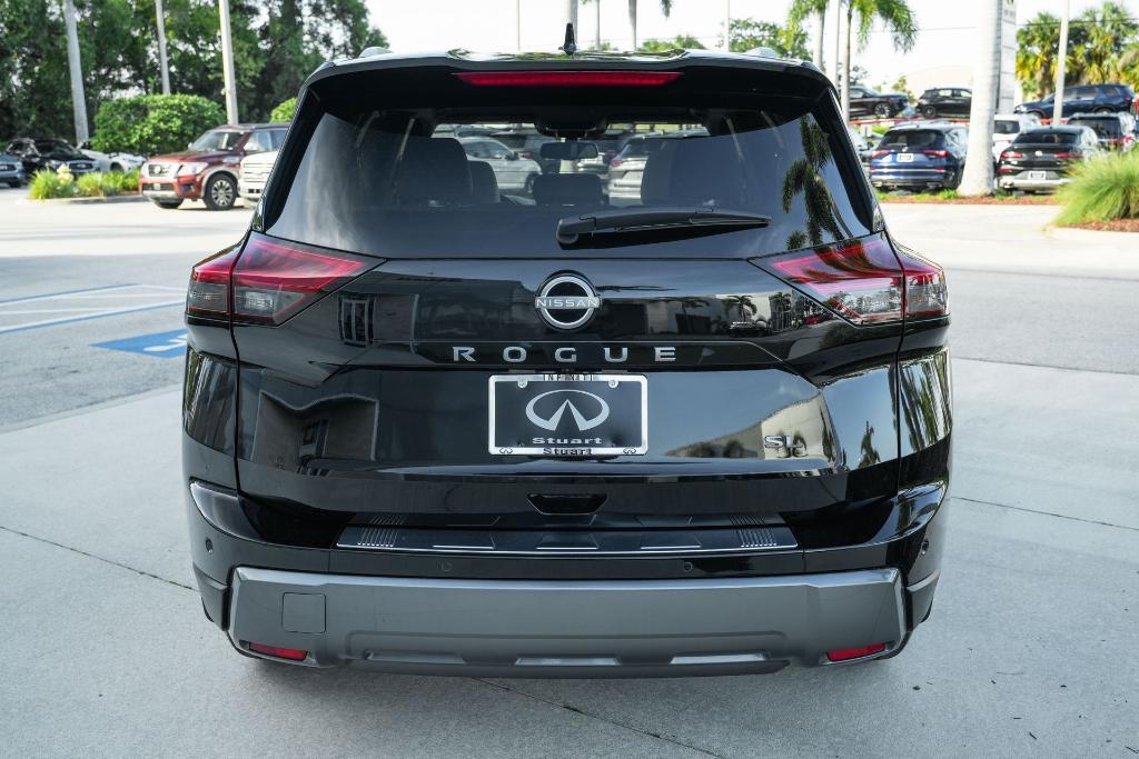 used 2024 Nissan Rogue car, priced at $31,550
