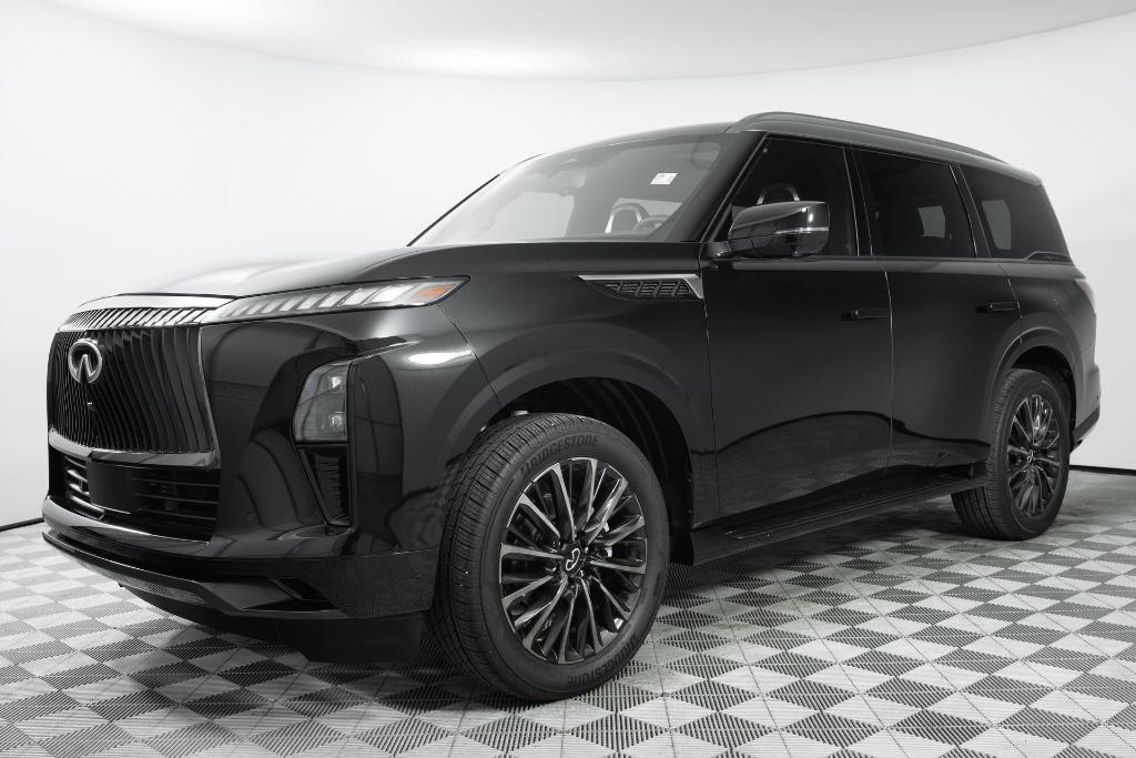 new 2025 INFINITI QX80 car, priced at $106,590