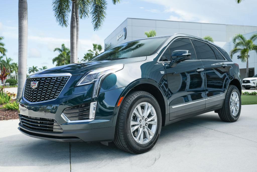 used 2025 Cadillac XT5 car, priced at $41,200