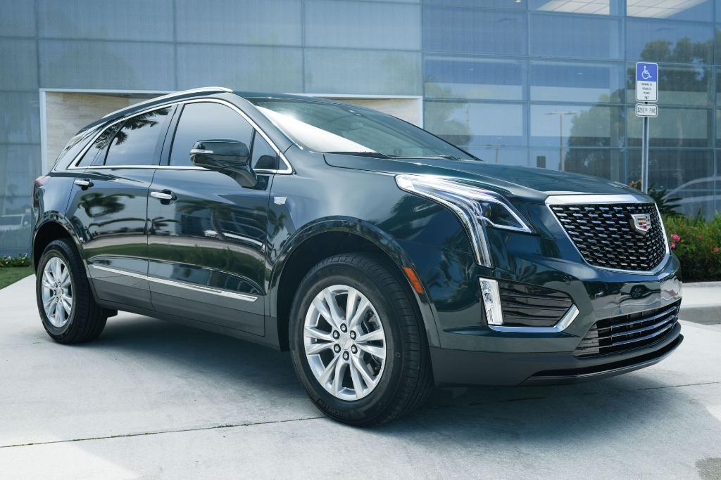 used 2025 Cadillac XT5 car, priced at $41,200