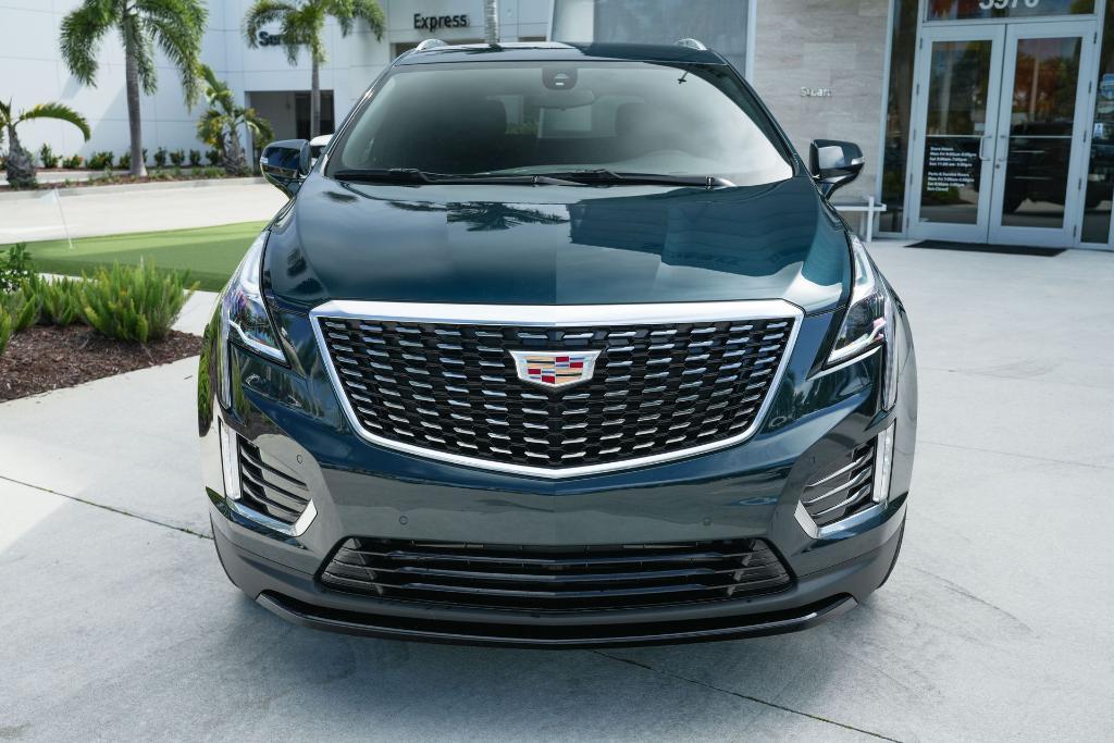 used 2025 Cadillac XT5 car, priced at $41,200