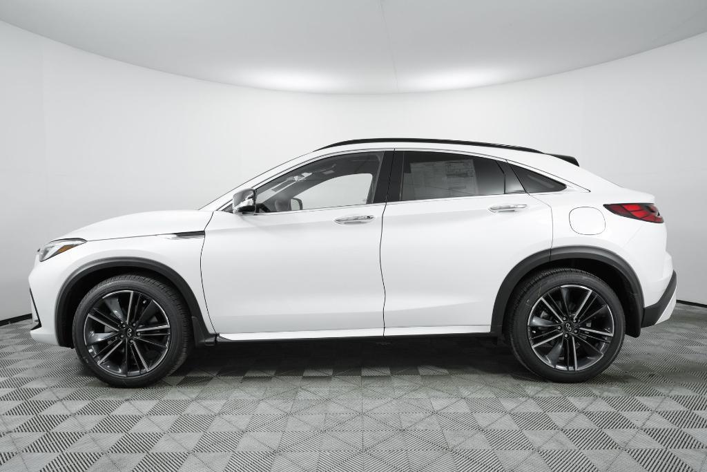 new 2025 INFINITI QX55 car, priced at $61,740