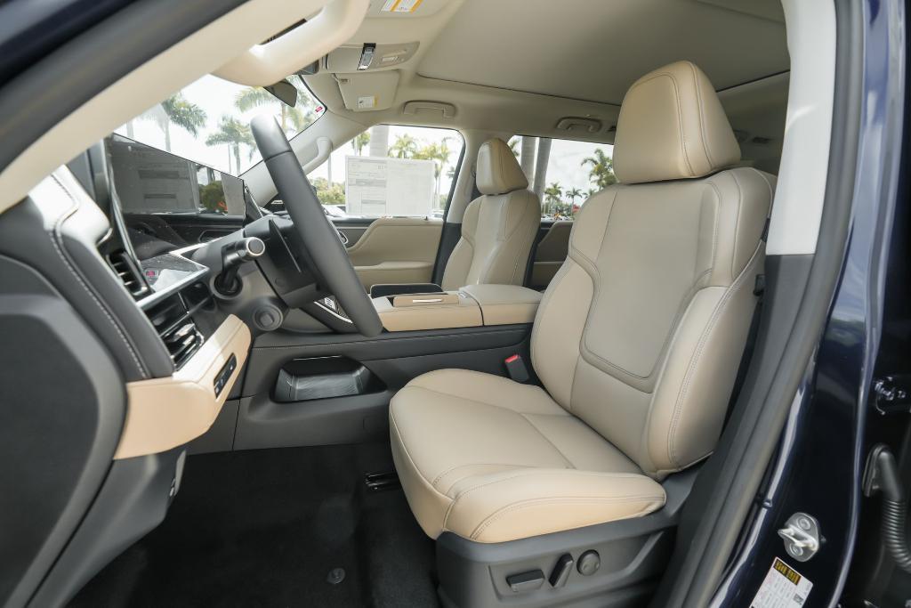 new 2026 INFINITI QX80 car, priced at $87,495