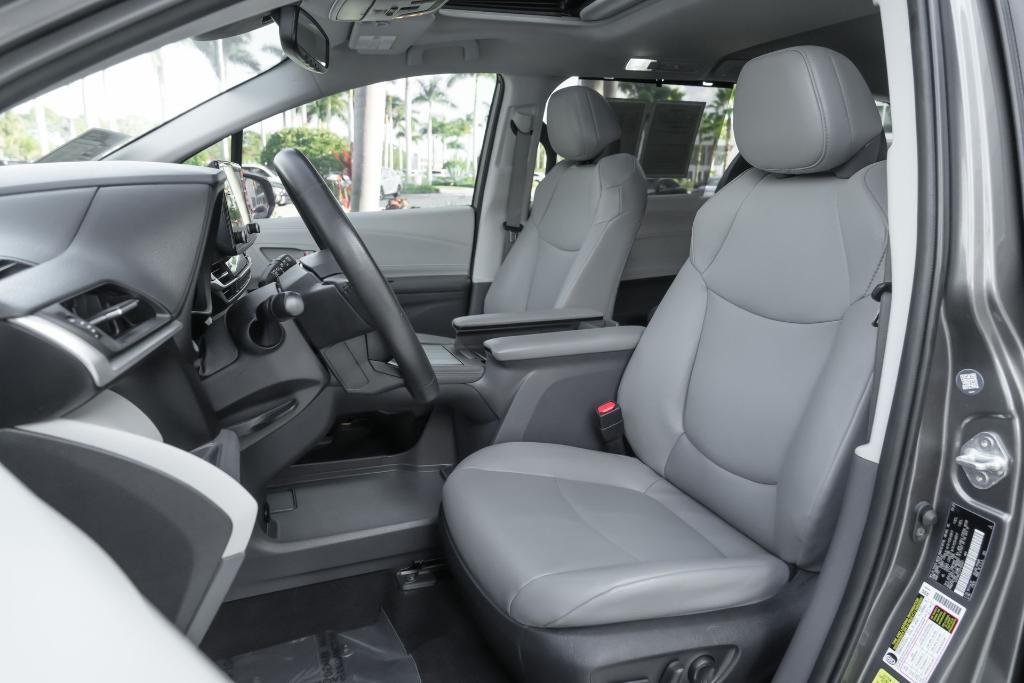 used 2023 Toyota Sienna car, priced at $34,640