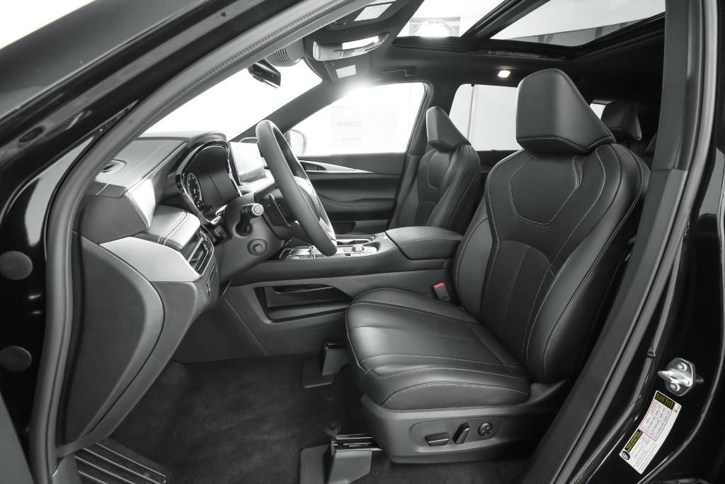 new 2025 INFINITI QX60 car, priced at $63,010