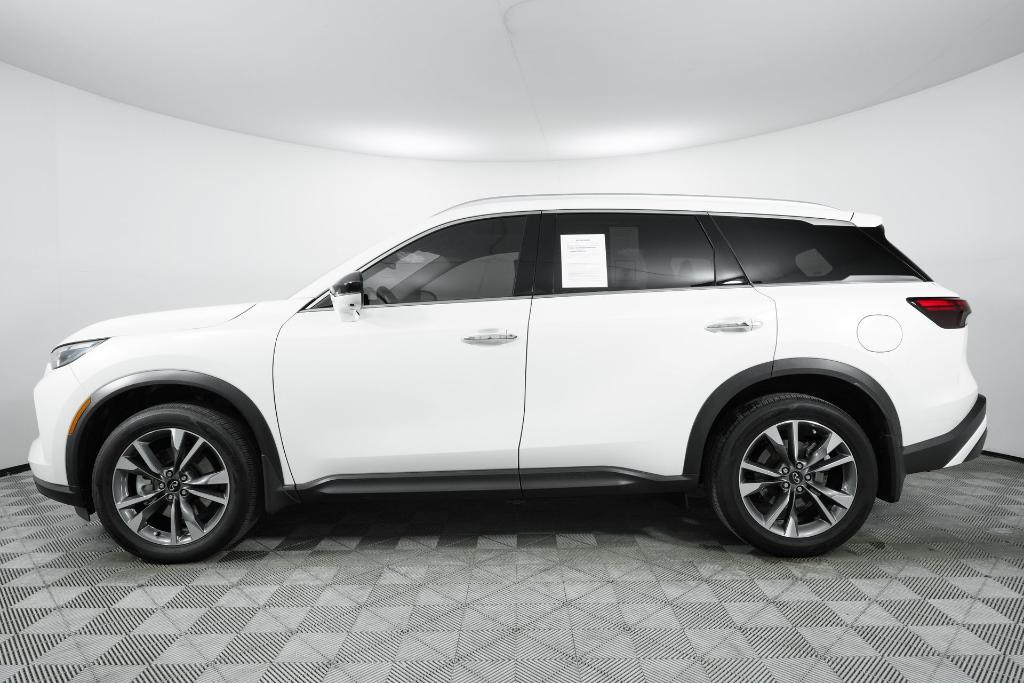used 2025 INFINITI QX60 car, priced at $46,325