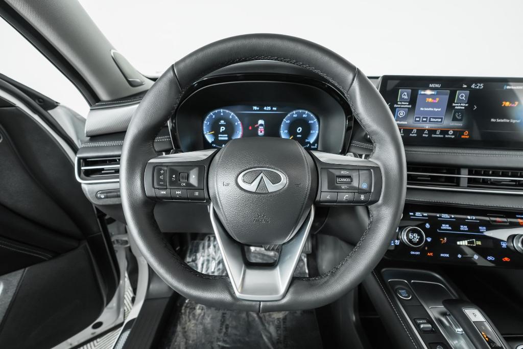 used 2025 INFINITI QX60 car, priced at $46,325