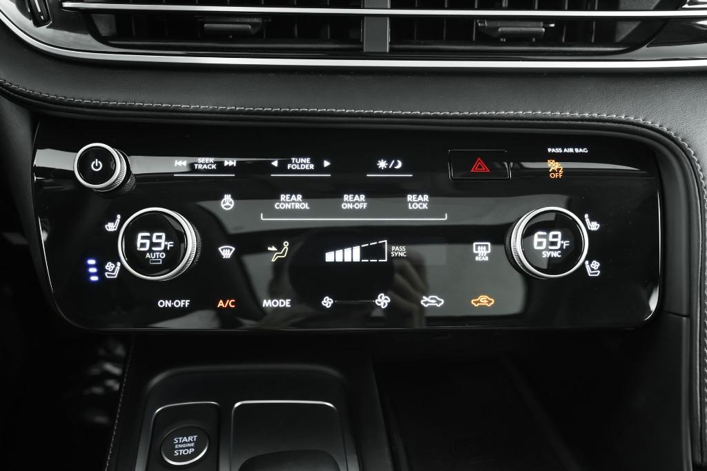 used 2025 INFINITI QX60 car, priced at $46,325
