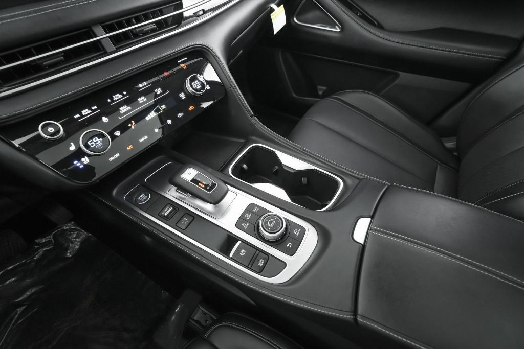 used 2025 INFINITI QX60 car, priced at $46,325