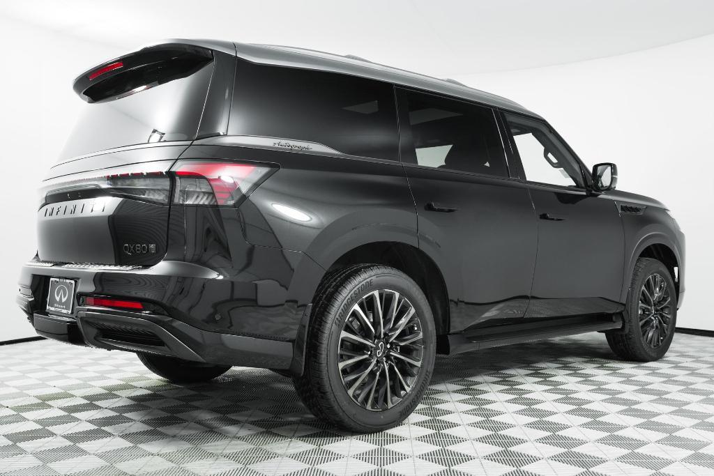 new 2025 INFINITI QX80 car, priced at $116,255