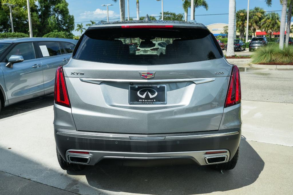 used 2025 Cadillac XT5 car, priced at $44,367