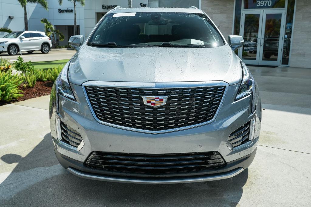 used 2025 Cadillac XT5 car, priced at $44,367