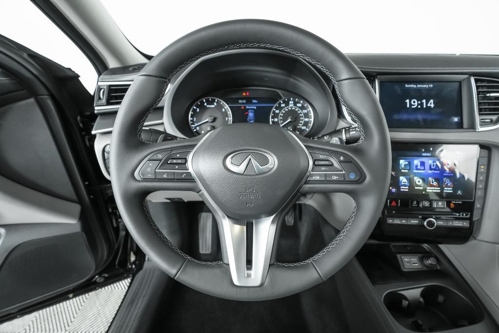 new 2025 INFINITI QX50 car, priced at $45,370