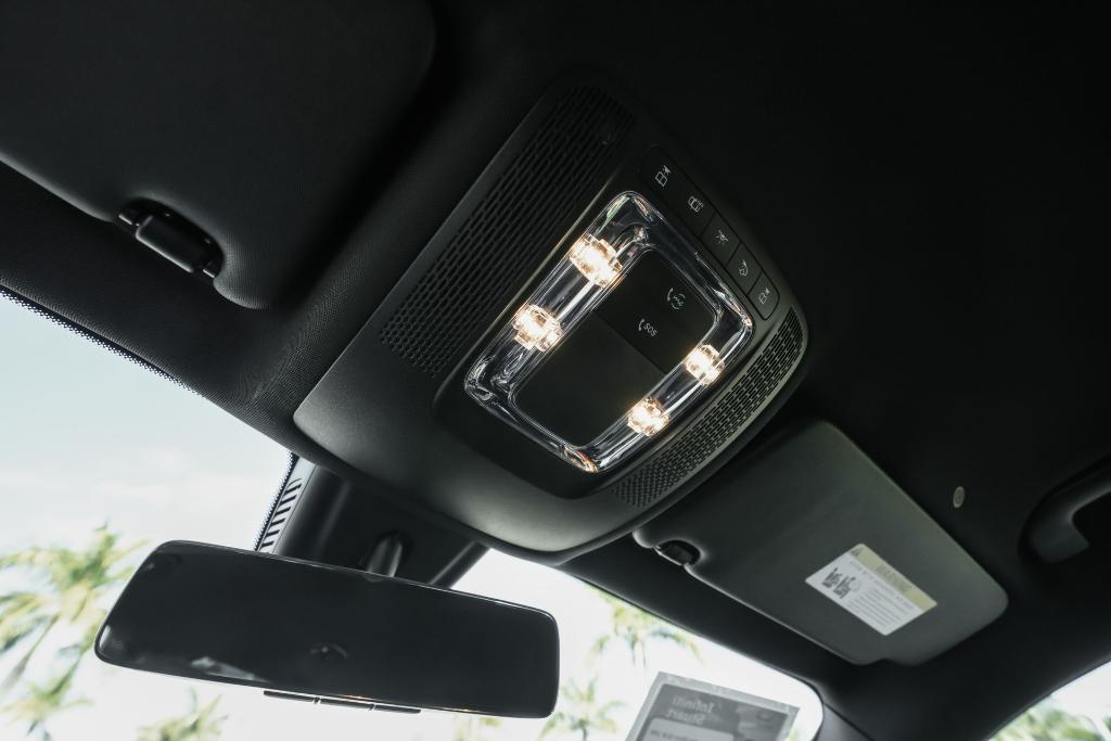 used 2023 Mercedes-Benz GLB 250 car, priced at $29,315