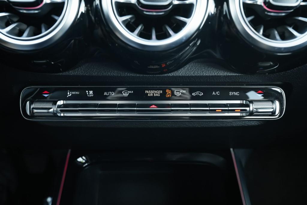 used 2023 Mercedes-Benz GLB 250 car, priced at $29,315