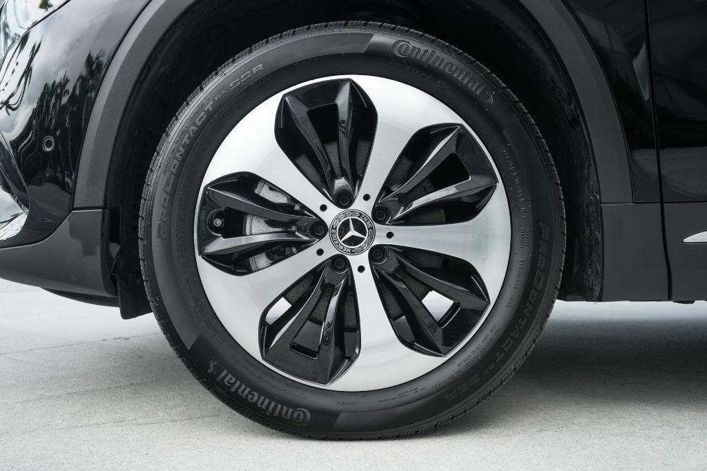 used 2025 Mercedes-Benz GLA 250 car, priced at $38,391